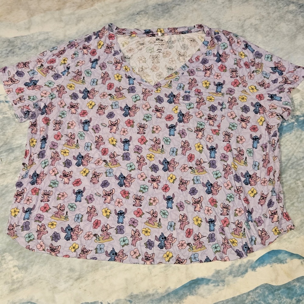 Posh Peanut Disney Lilo & Stitch Women's XXXL Bamboo V-Neck Shirt